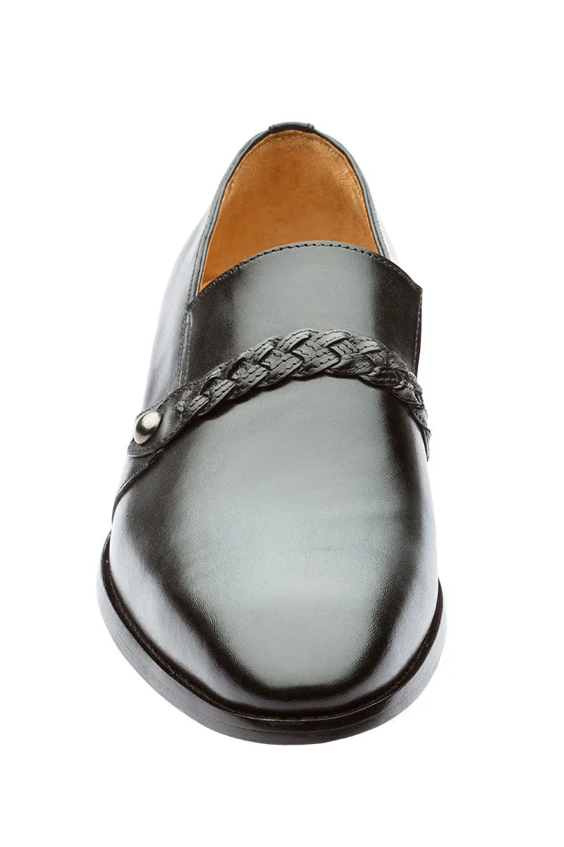 SLIP ON WITH PLEATED SADDLE - BLACK