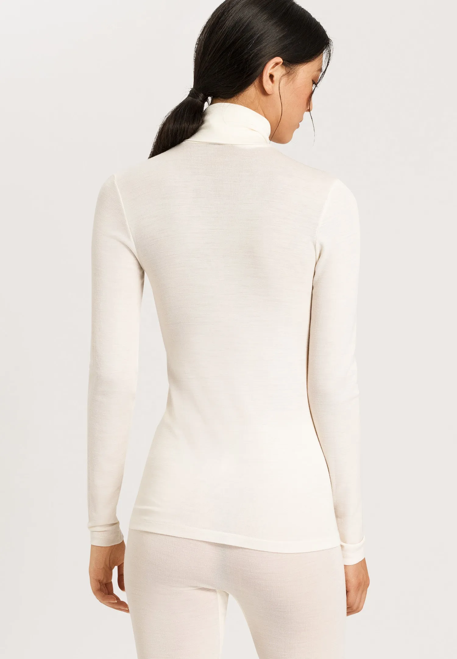 Woolen Silk W Wool And Silk Turtleneck | Cygne 71423-795